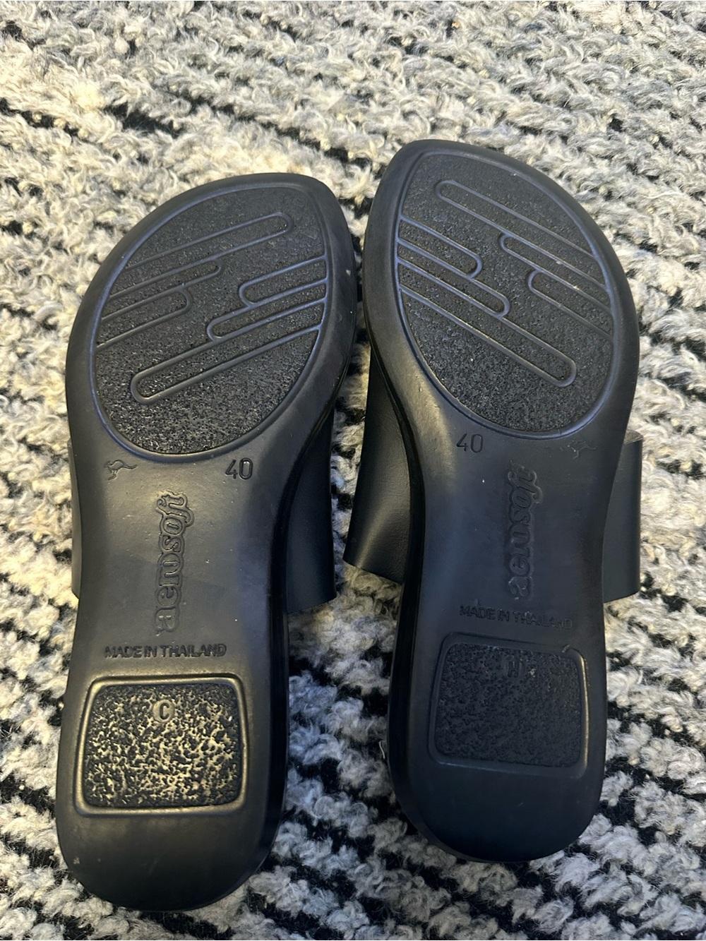 Aerosoft comfort Black Leather Slide Sandals size 9 - Picture 6 of 7